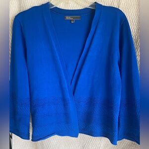 Cropped cardigan w textured hem